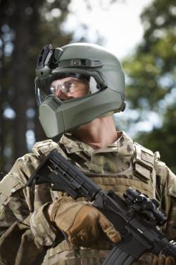 Защитный шлем